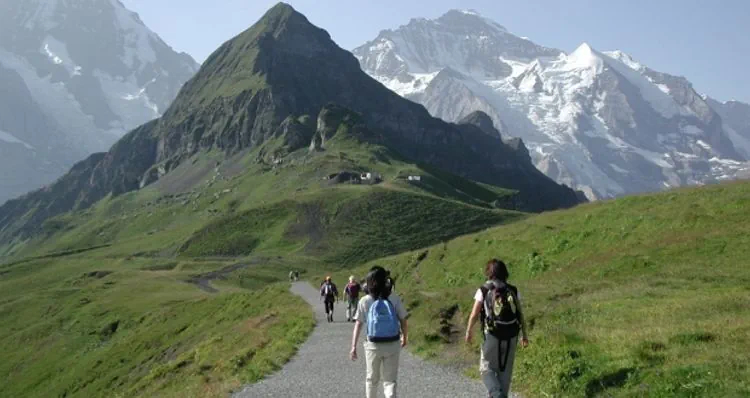 登山でアフターバーン効果を得て理想の体へ